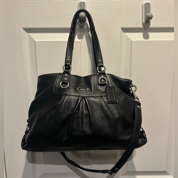 Coach Handbags - Coach Ashley Black Leather Carryall Satchel F15513